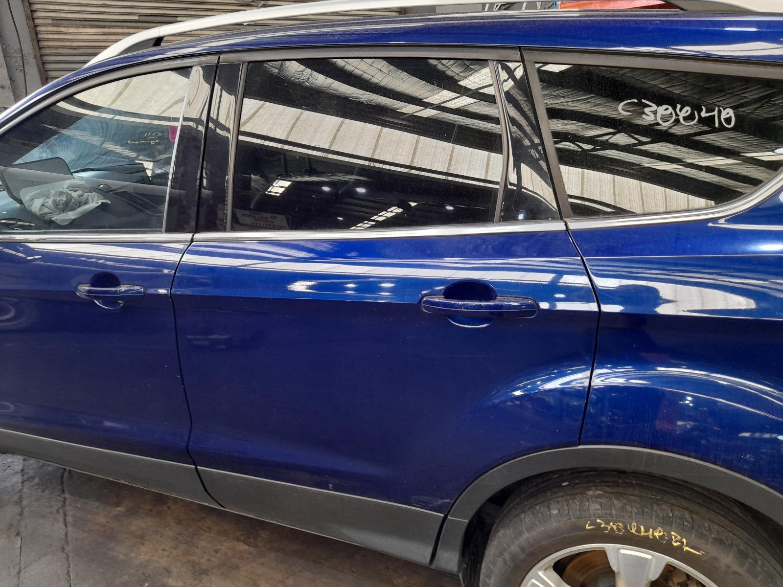 View Auto part Left Rear Door/Sliding Ford Escape 2017