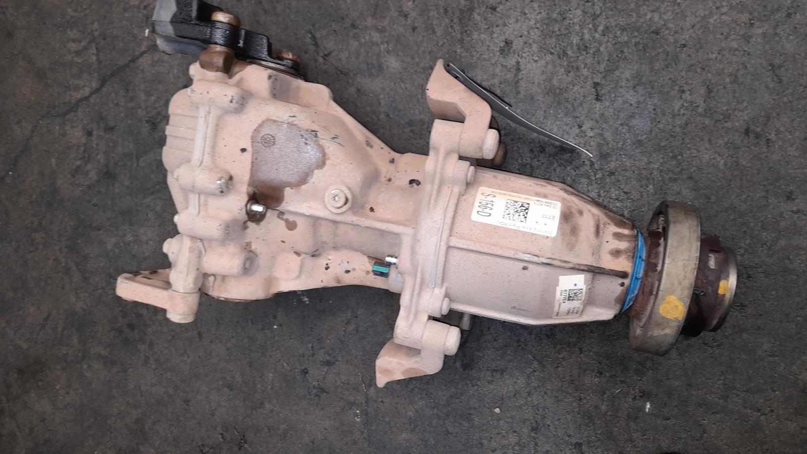 View Auto part Differential Centre Ford Escape 2017