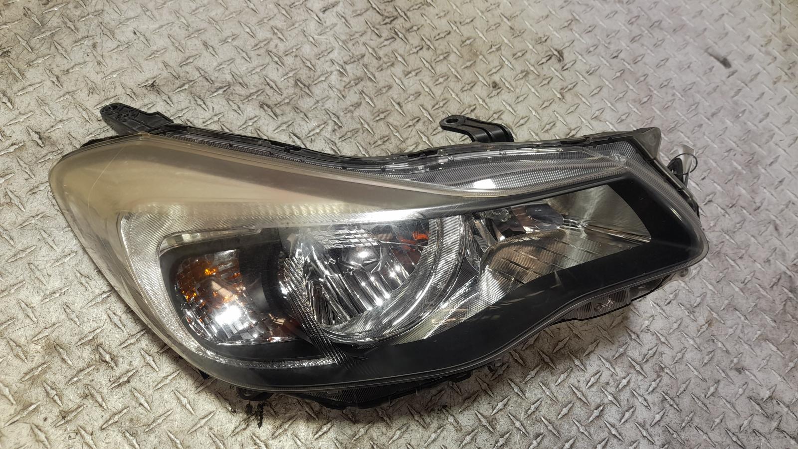 View Auto part Right Headlamp Subaru Xv 2013