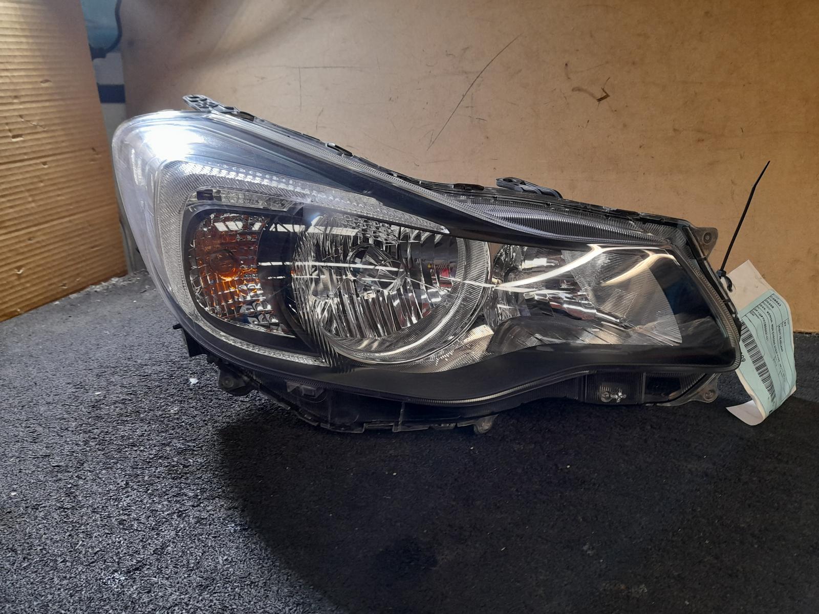 View Auto part Right Headlamp Subaru Xv 2013