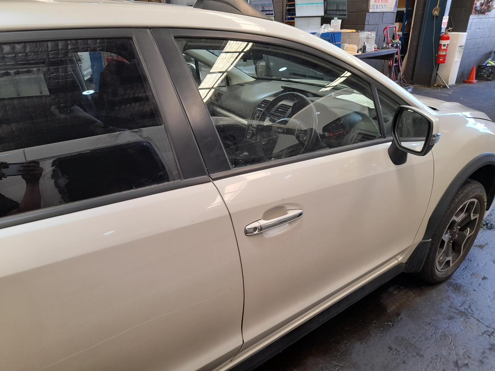 View Auto part Right Front Door Subaru Xv 2013