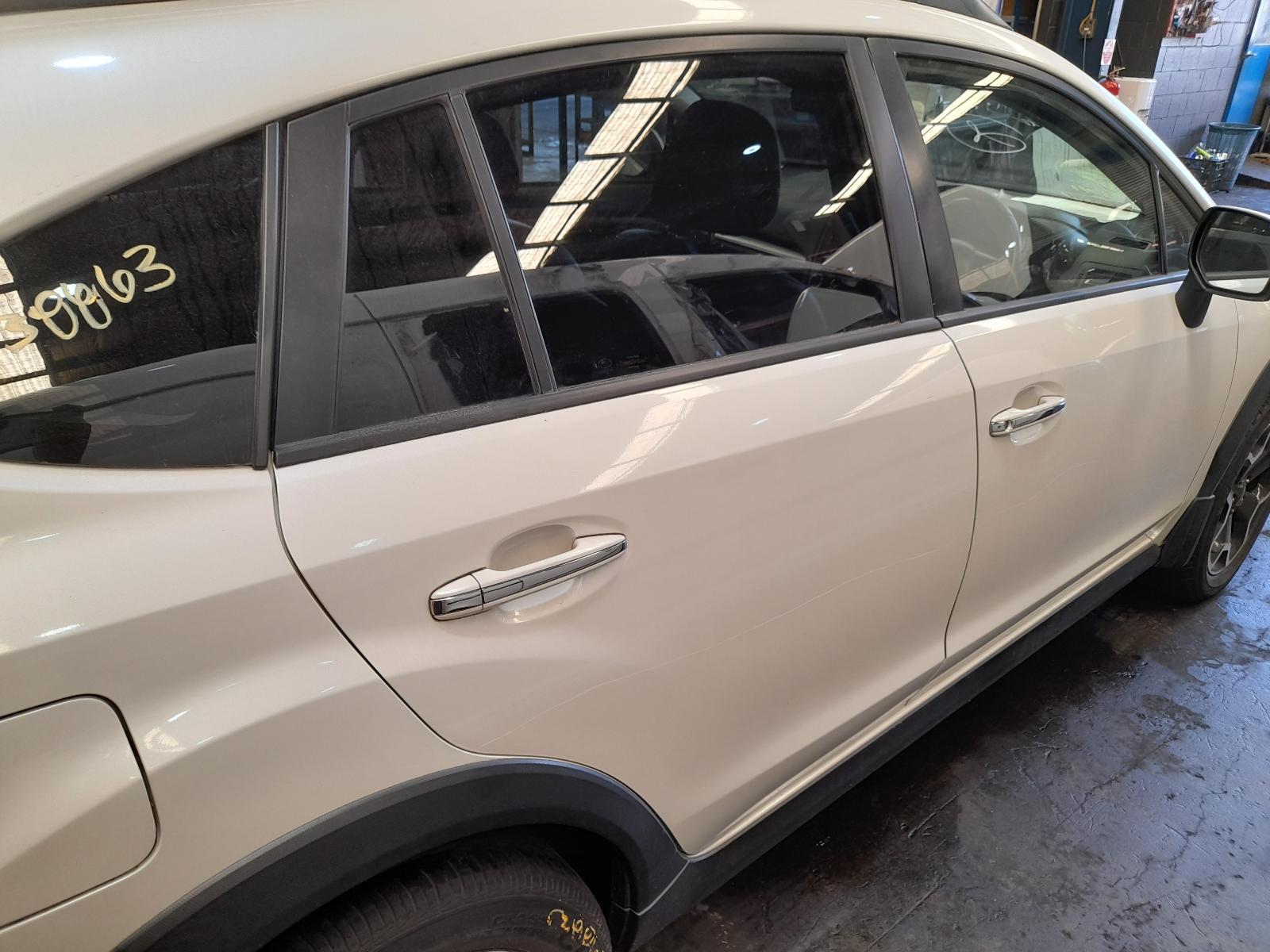 View Auto part Right Rear Door Sliding Subaru Xv 2013