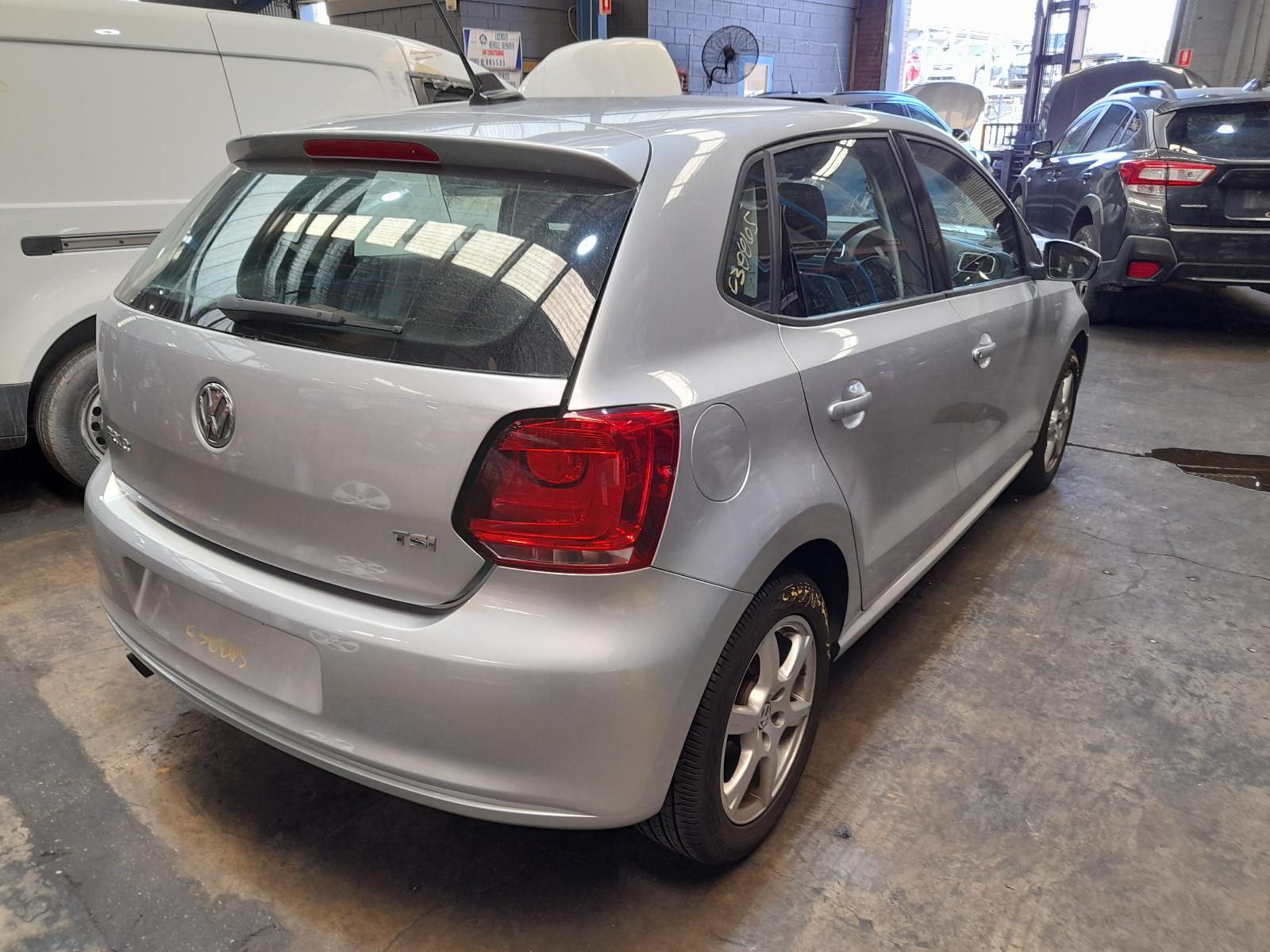 View Auto part Trans/Gearbox Volkswagen Polo 2012