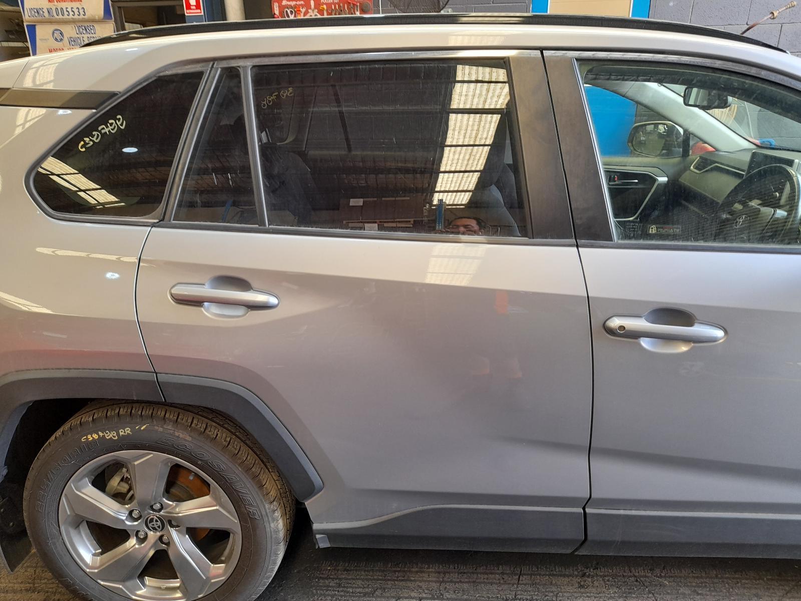 View Auto part Right Rear Door Sliding Toyota Rav4 2019