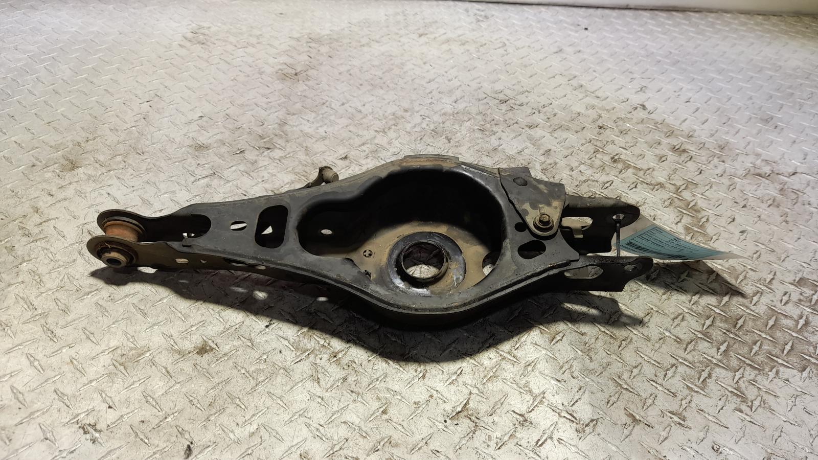 View Auto part Left Rear Trailing Arm Toyota Rav4 2019