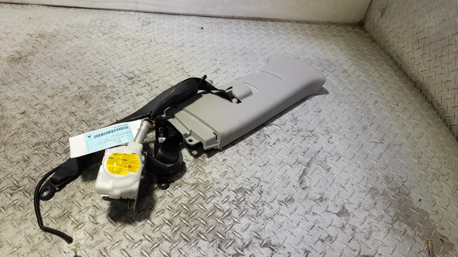 View Auto part Seatbelt/Stalk Toyota Rav4 2019