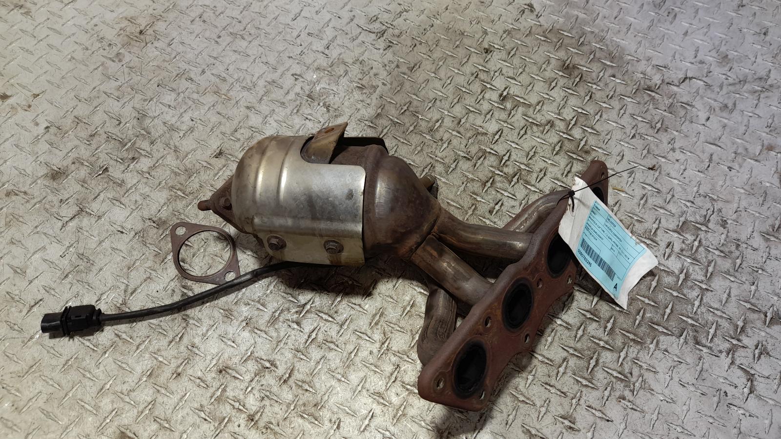 View Auto part Catalytic Converter Hyundai Veloster 2014