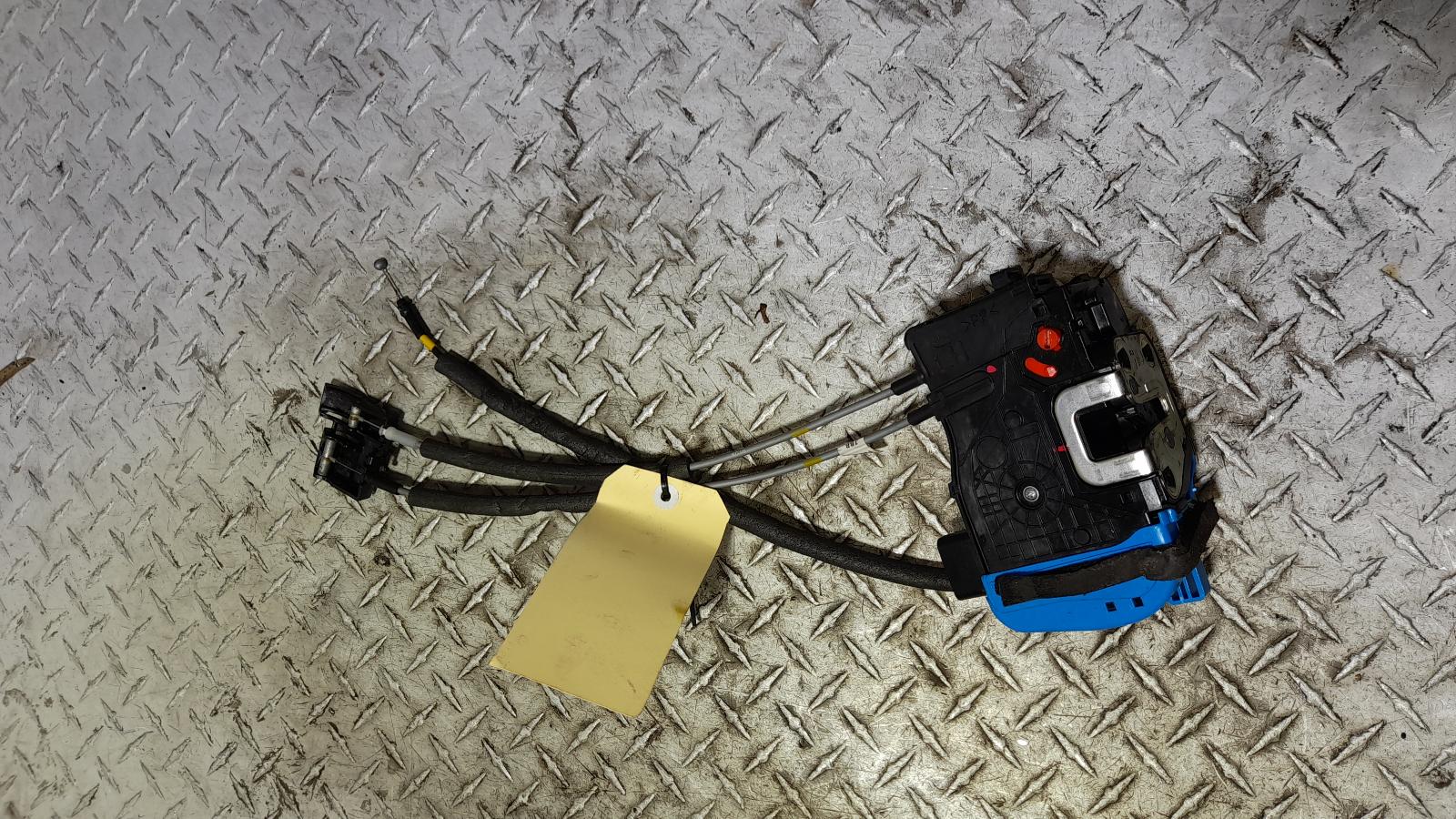 View Auto part Door/Boot/Gate Lock Hyundai Veloster 2014