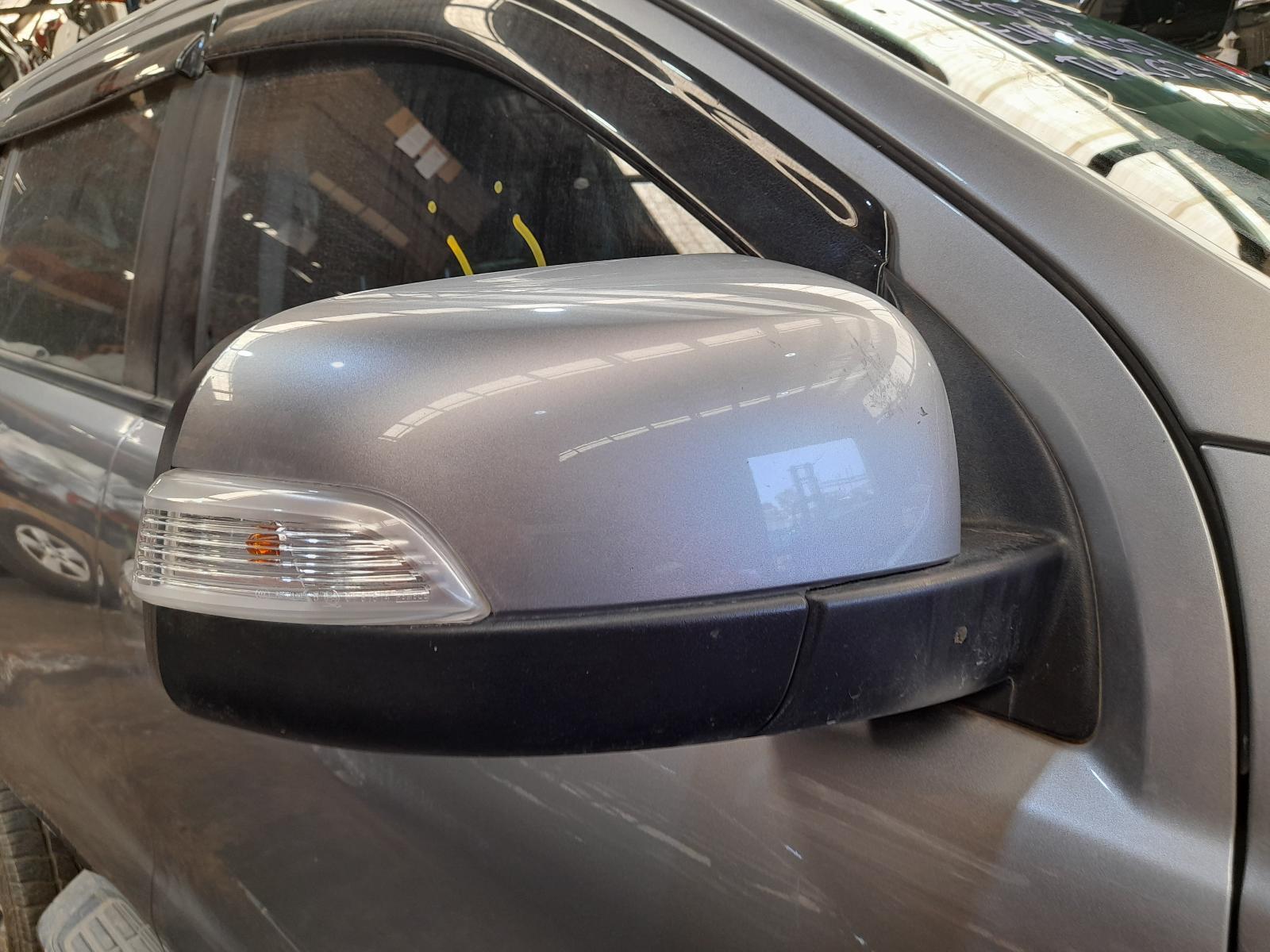 View Auto part Right Door Mirror Ford Everest 2019