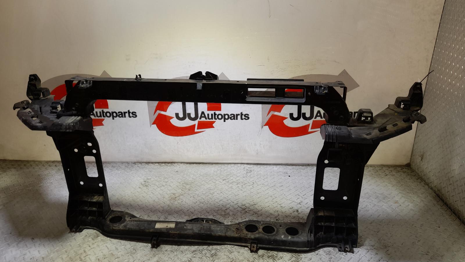 View Auto part Radiator Support Hyundai Tucson 2016