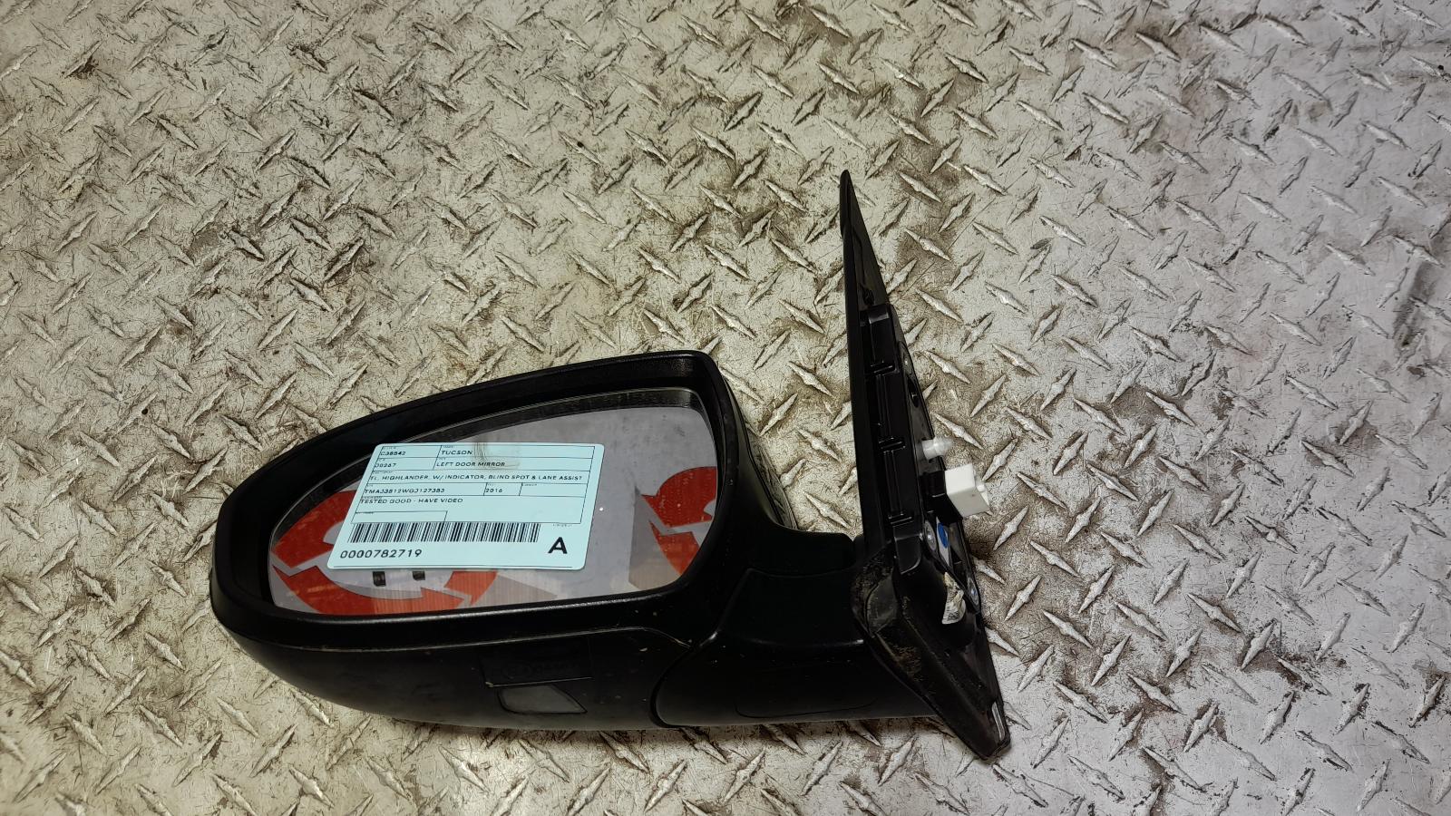 View Auto part Left Door Mirror Hyundai Tucson 2016