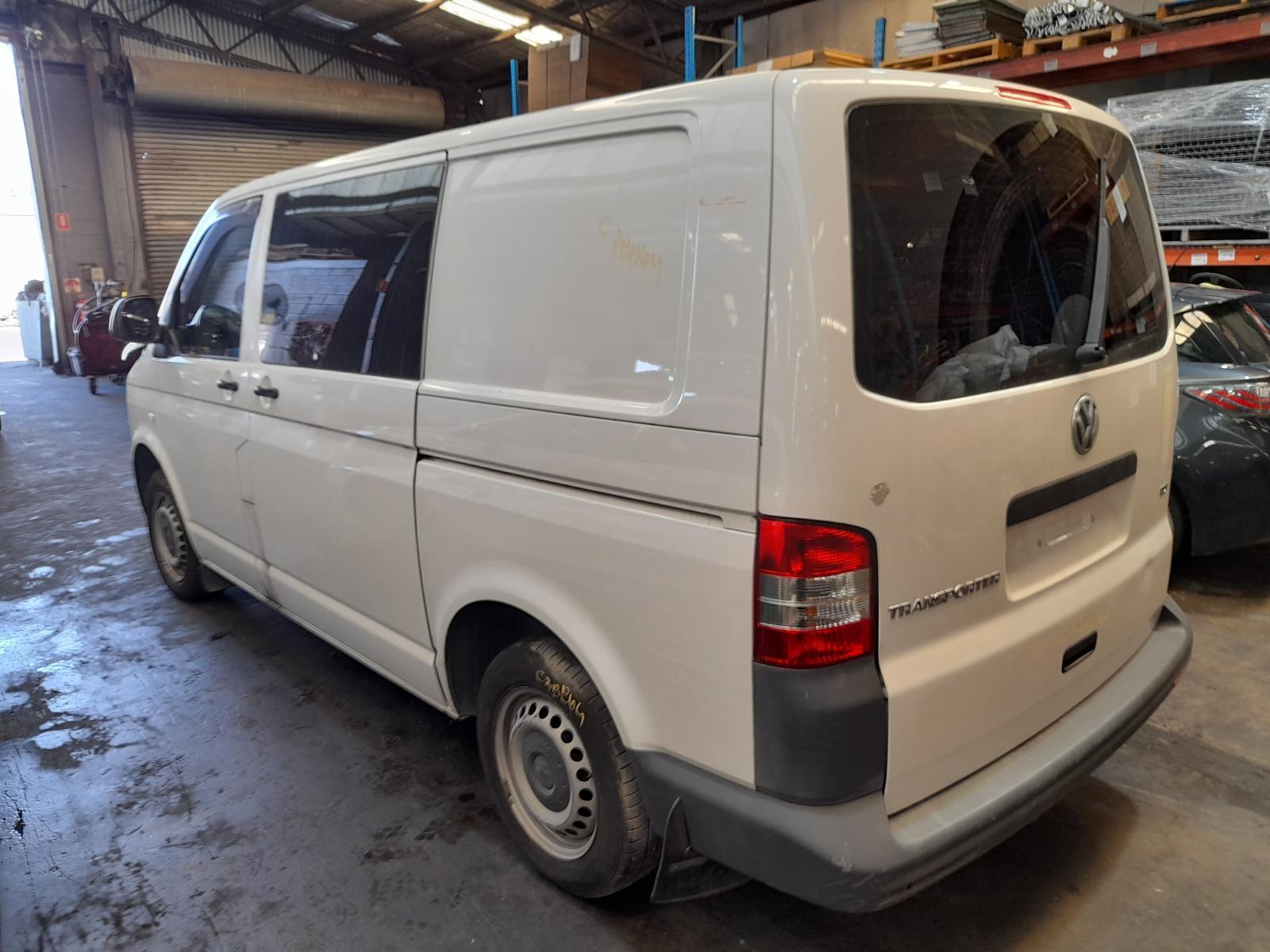 View Auto part Trans/Gearbox Volkswagen Transporter 2013