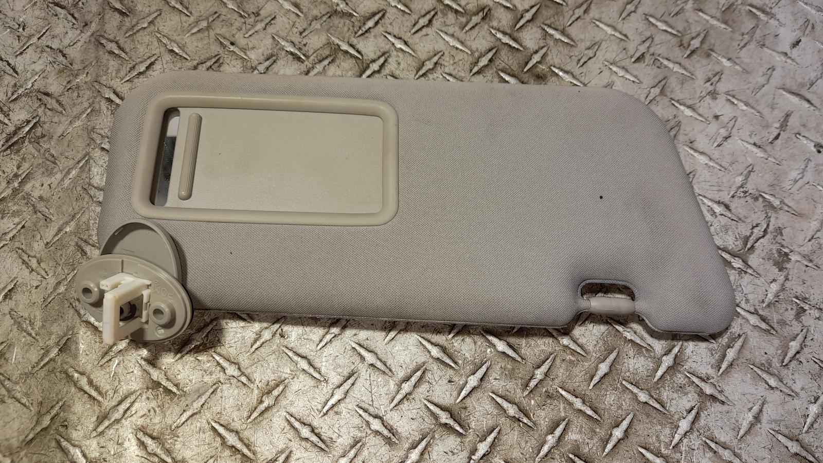 View Auto part Sunvisor Lexus Ct200h 2011