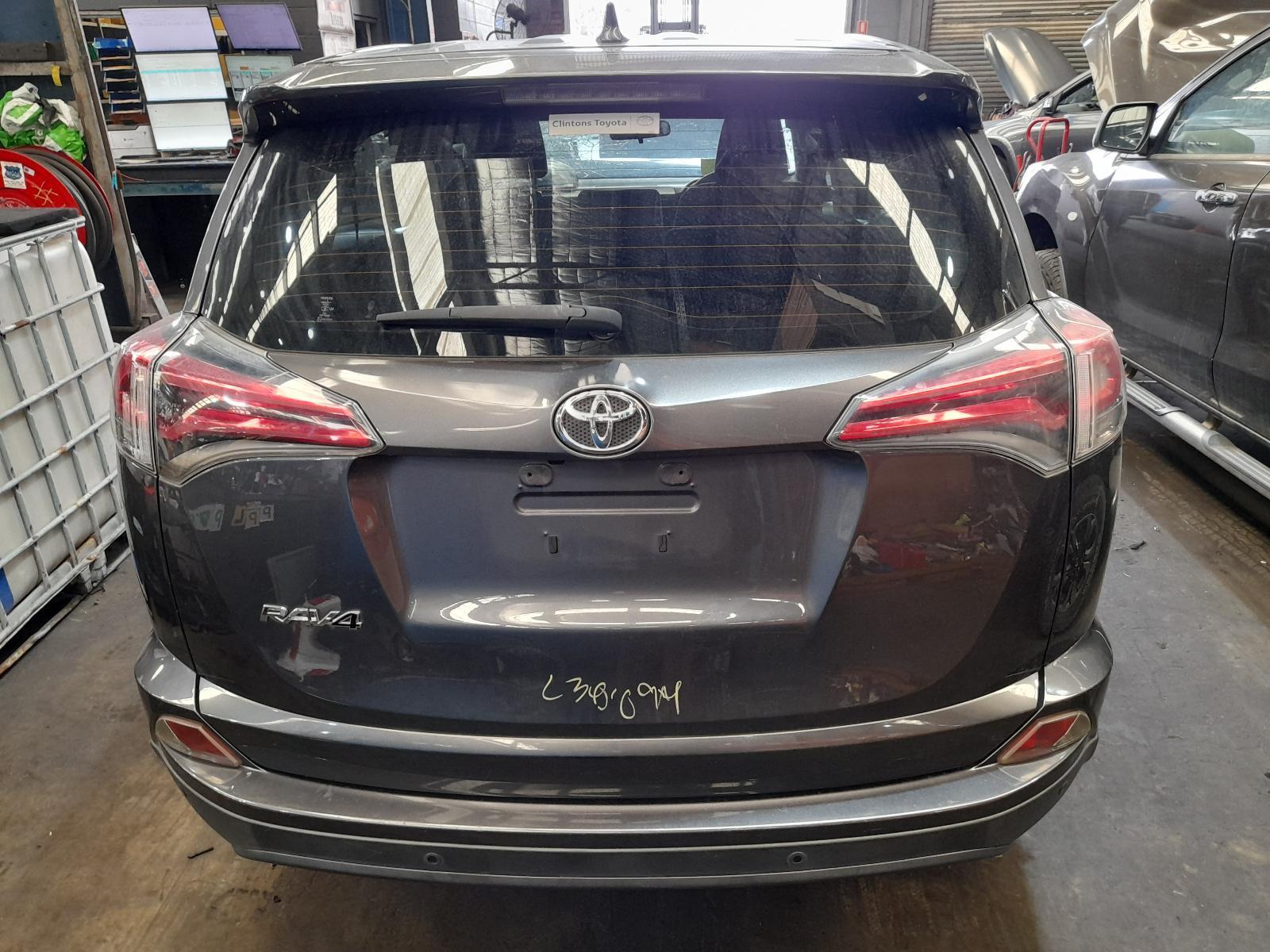 View Auto part Rear/Tailgate Glass Toyota Rav4 2016