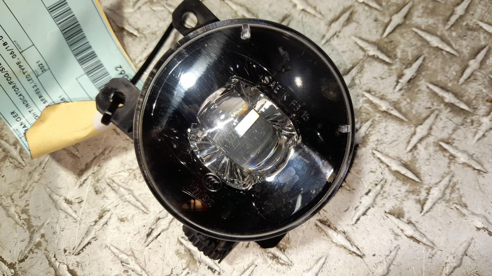 View Auto part Right Indicator/Fog/Side Ford Ranger 2021