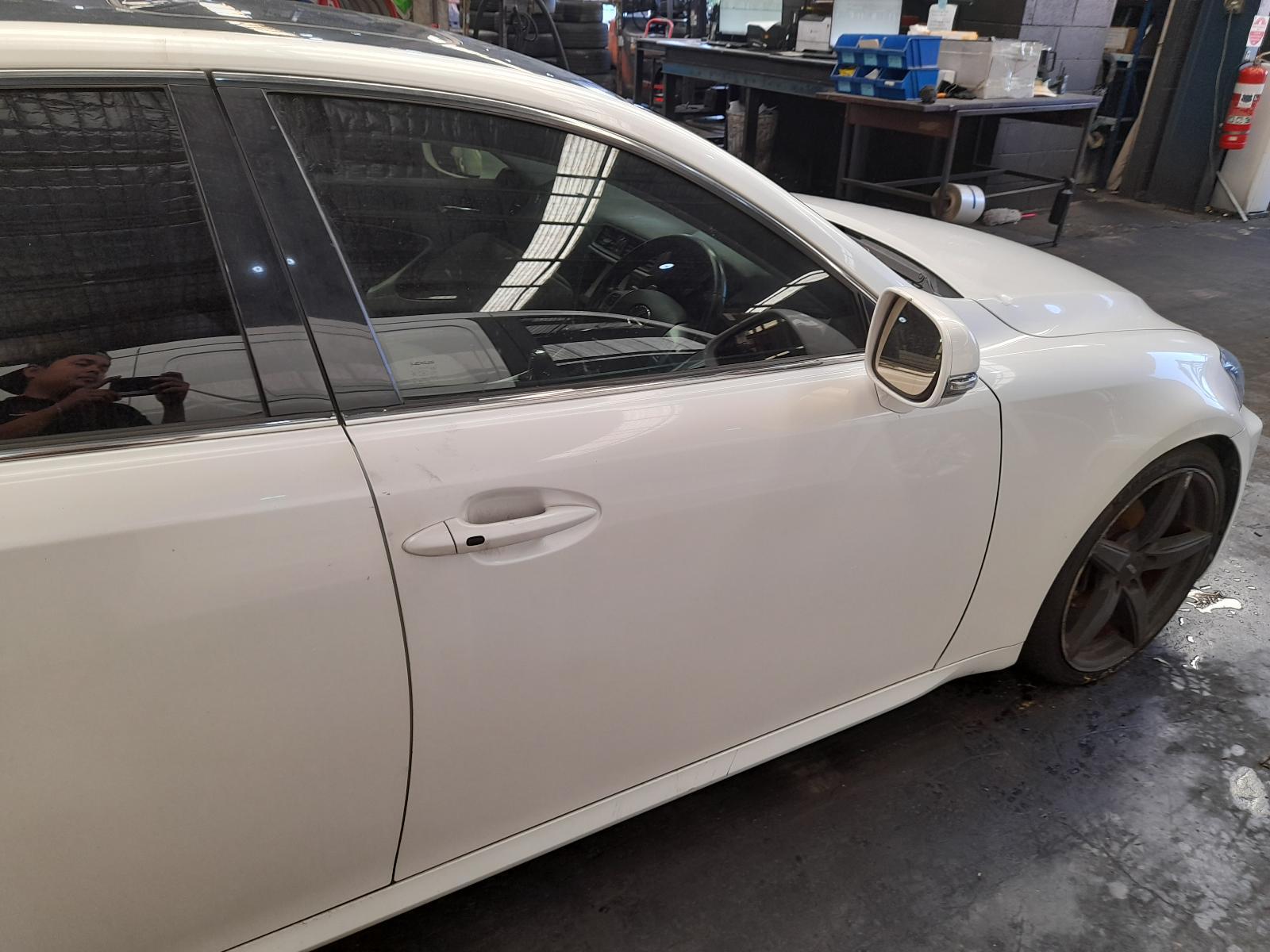 View Auto part Right Front Door Lexus Is250/is250c 2011