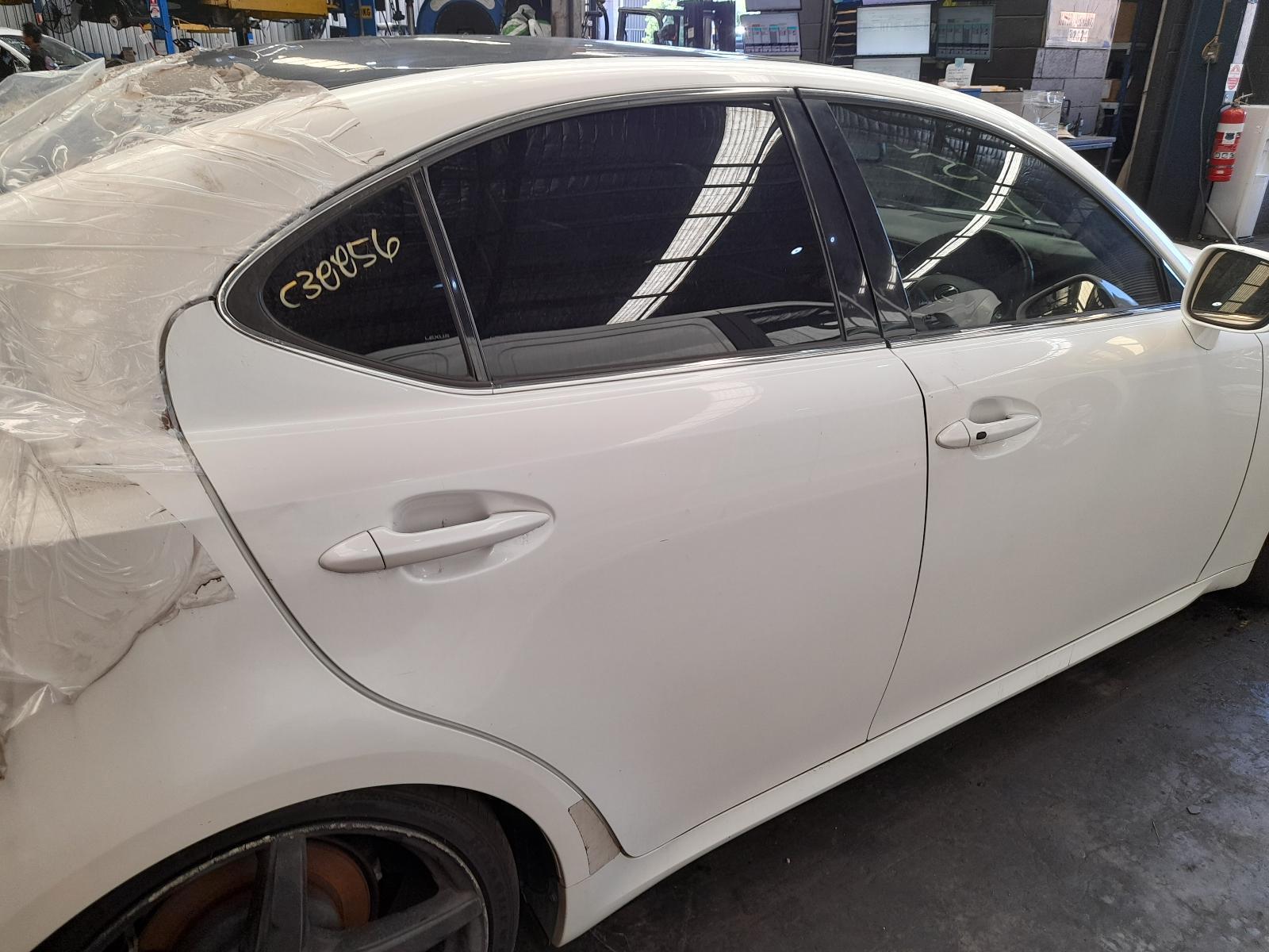 View Auto part Right Rear Wnd Reg/Motor Lexus Is250/is250c 2011