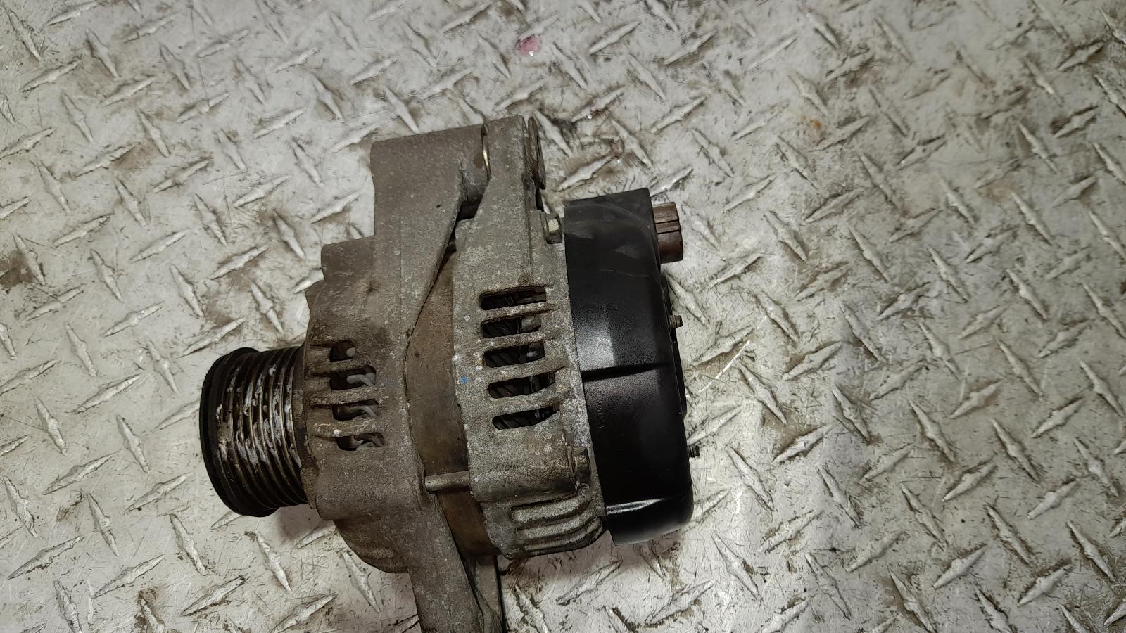 View Auto part Alternator Toyota Hilux 2015