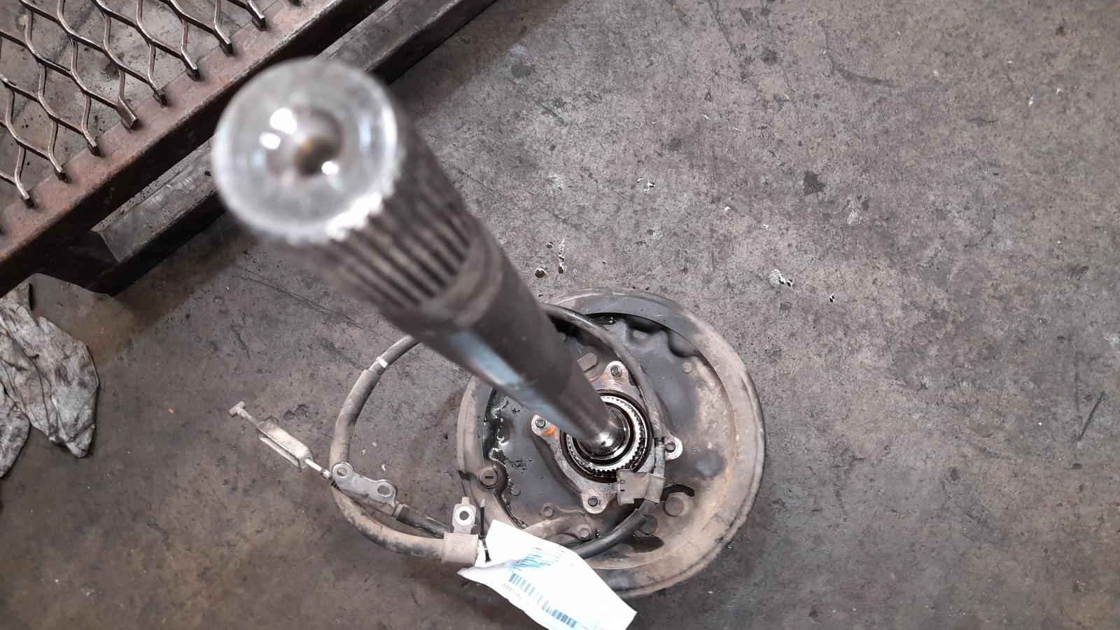 View Auto part Axle Toyota Hilux 2015