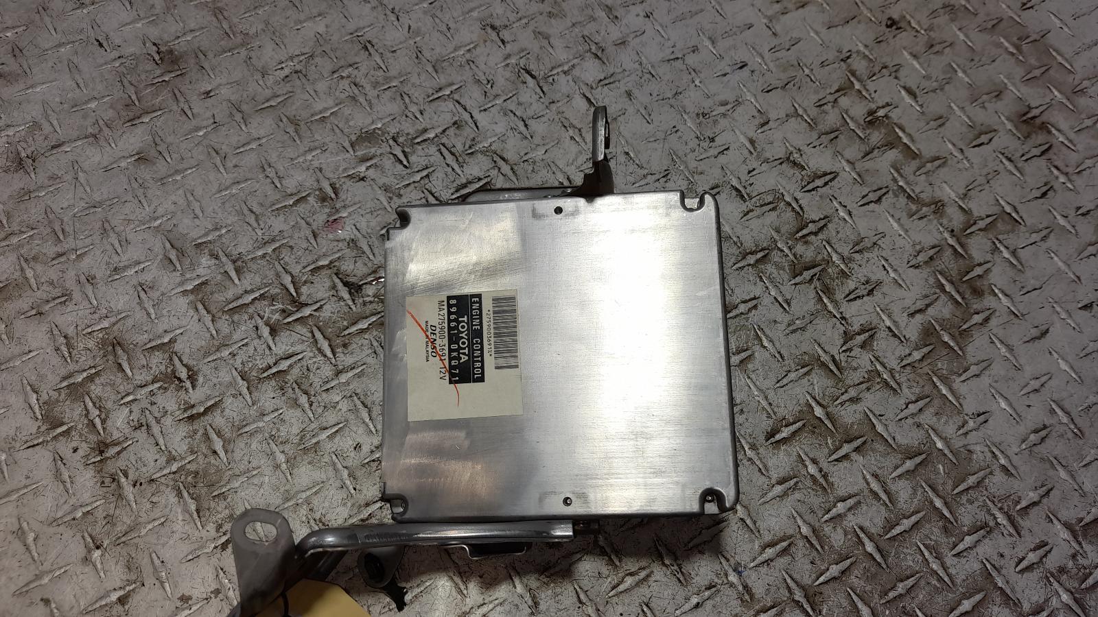 View Auto part Ecu Toyota Hilux 2015