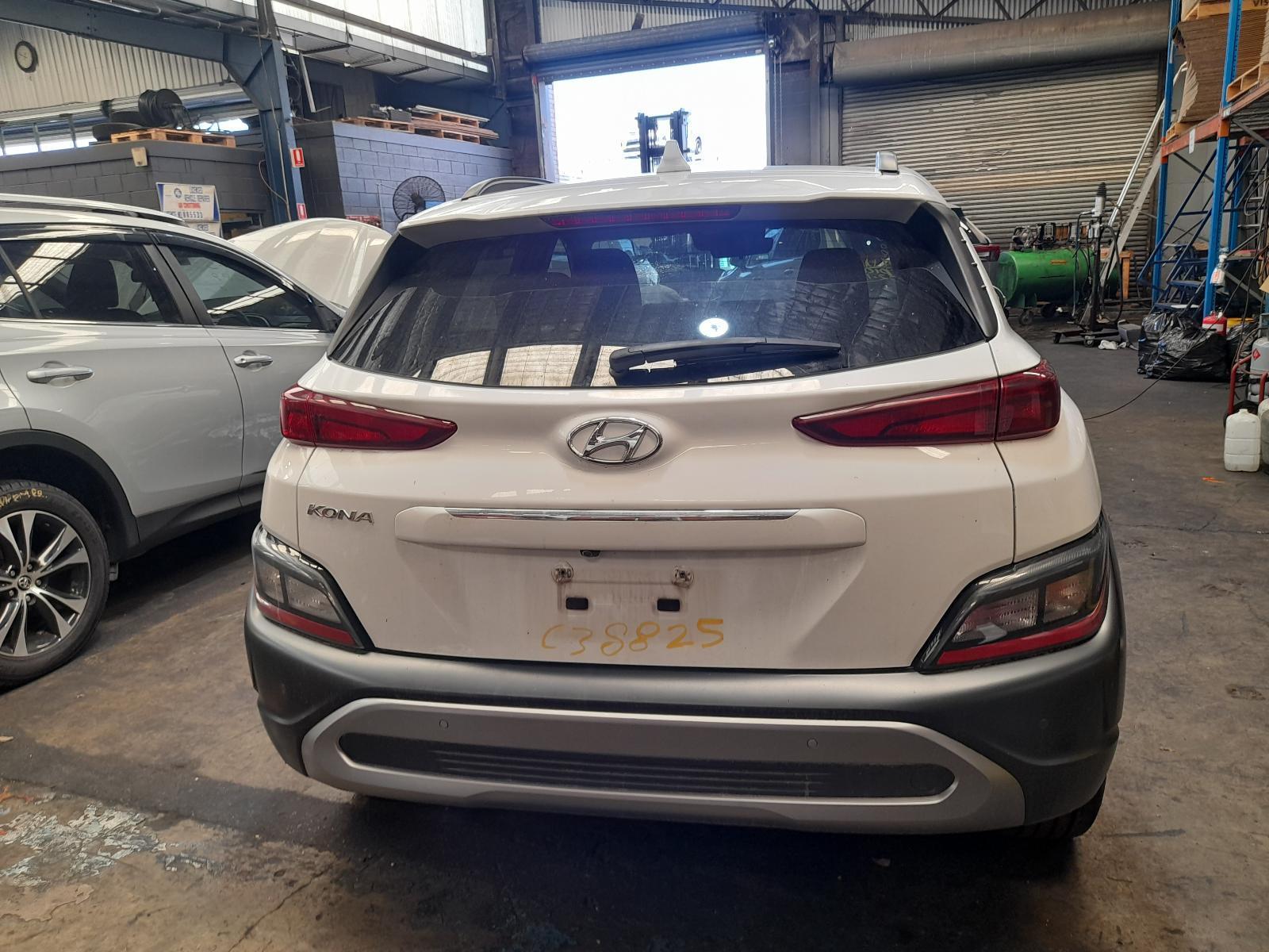 View Auto part Rear/Tailgate Glass Hyundai Kona 2021