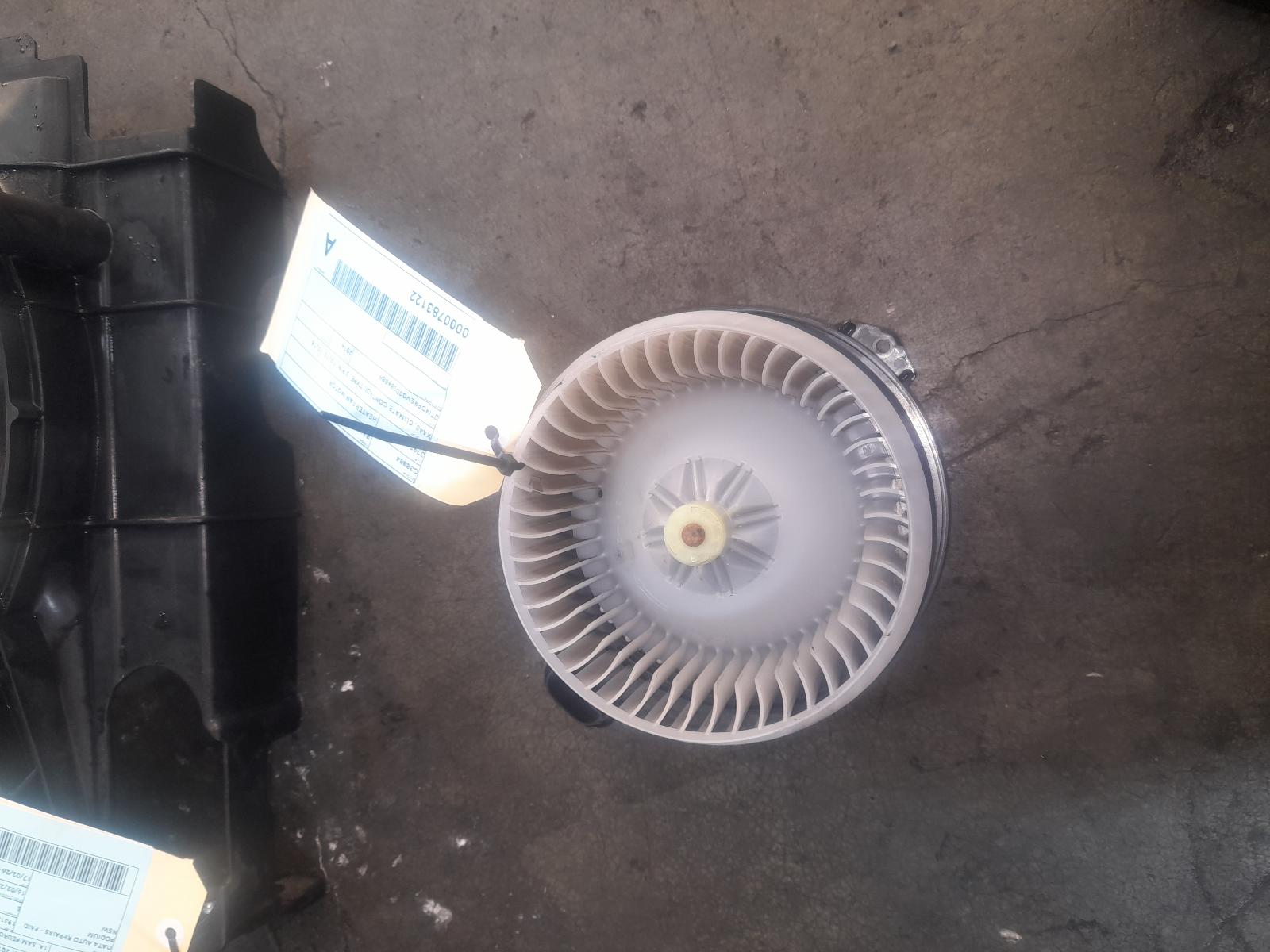 View Auto part Heater Fan Motor Toyota Rav4 2014