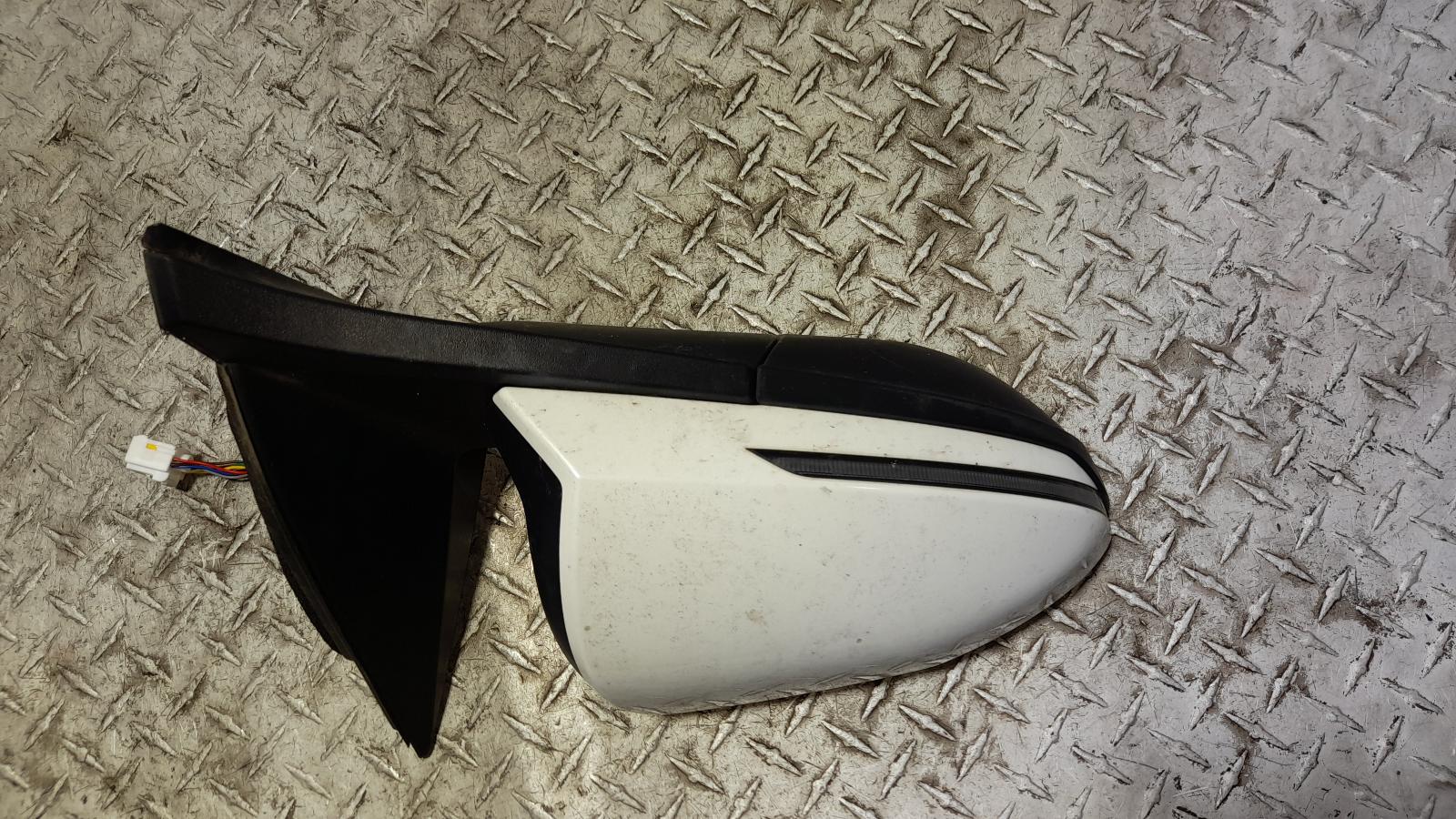 View Auto part Right Door Mirror Hyundai Tucson 2022
