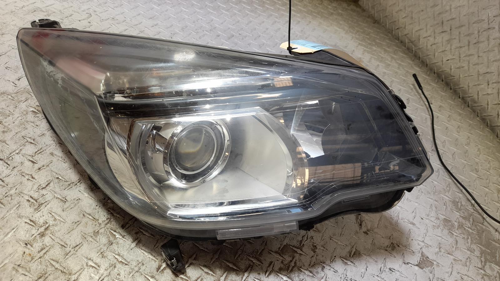 View Auto part Right Headlamp Holden Colorado 2015