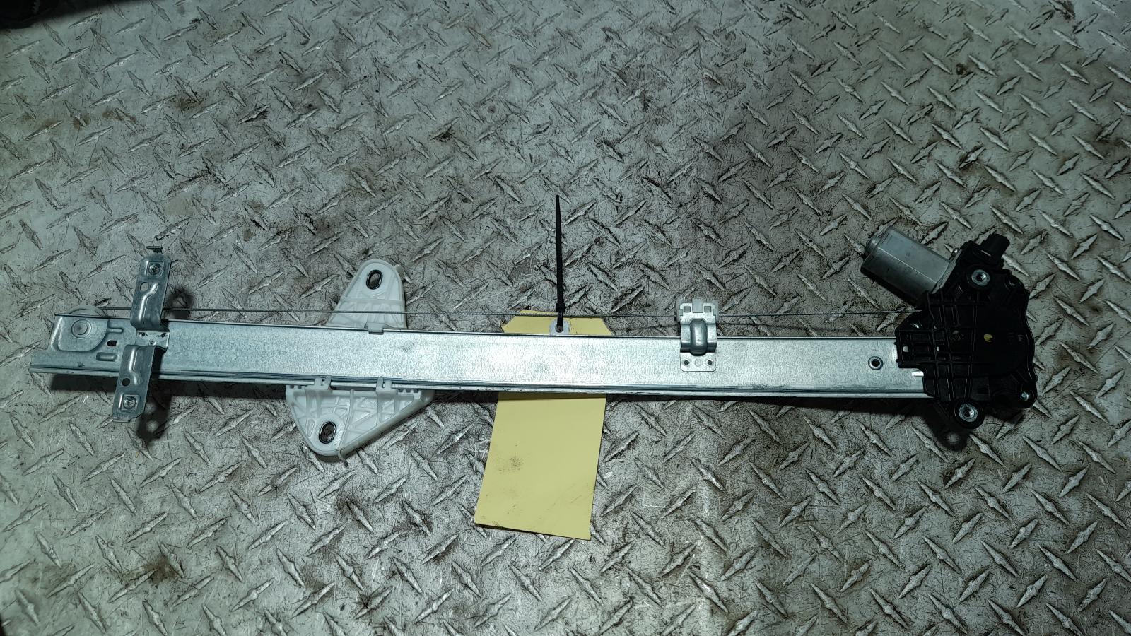 View Auto part Left Front Window Reg/Motor Honda Odyssey 2016