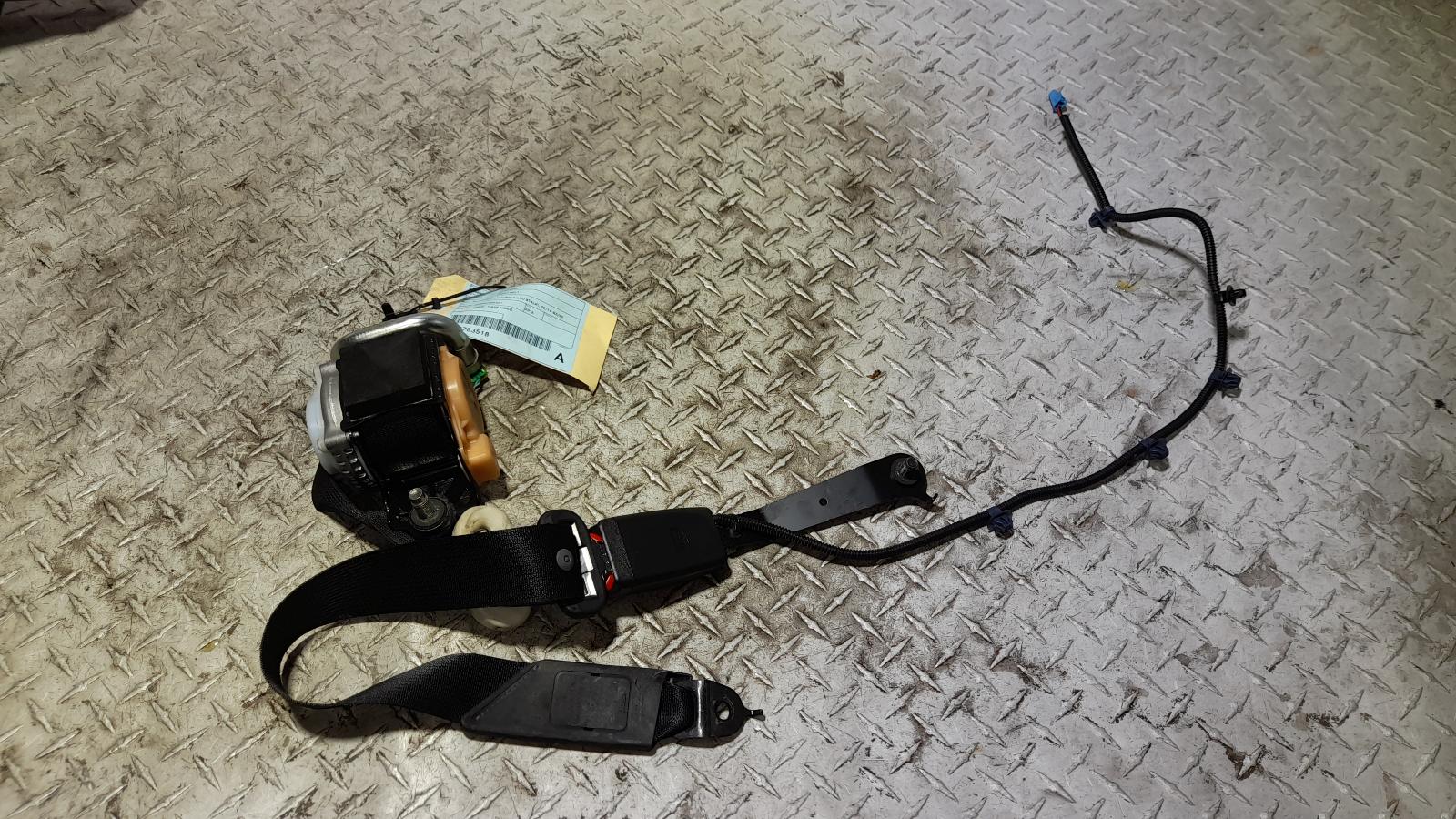 View Auto part Seatbelt/Stalk Honda Odyssey 2016