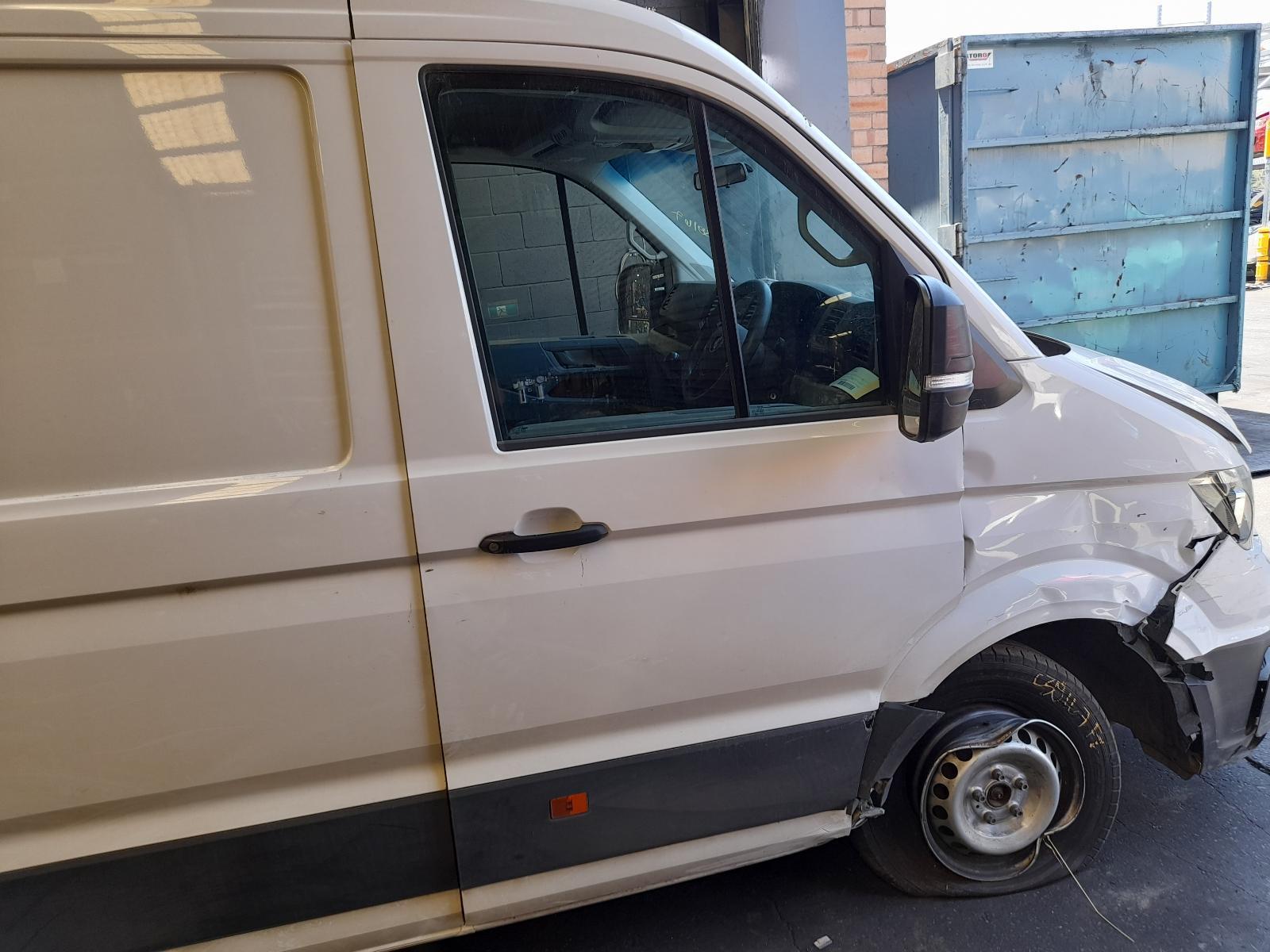 View Auto part Right Front Window Reg/Motor Volkswagen Crafter 2022