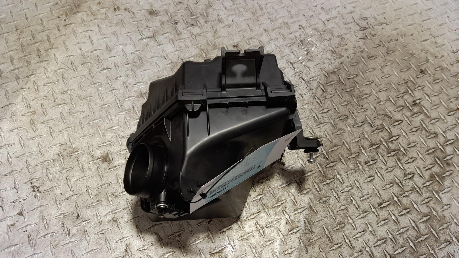 View Auto part Air Cleaner/Box Honda Hrv 2017