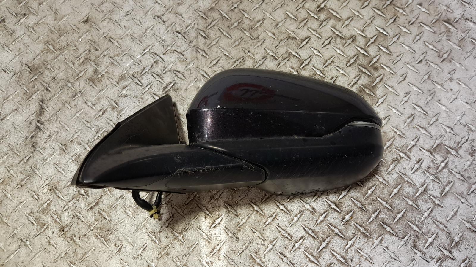 View Auto part Left Door Mirror Honda Hrv 2017