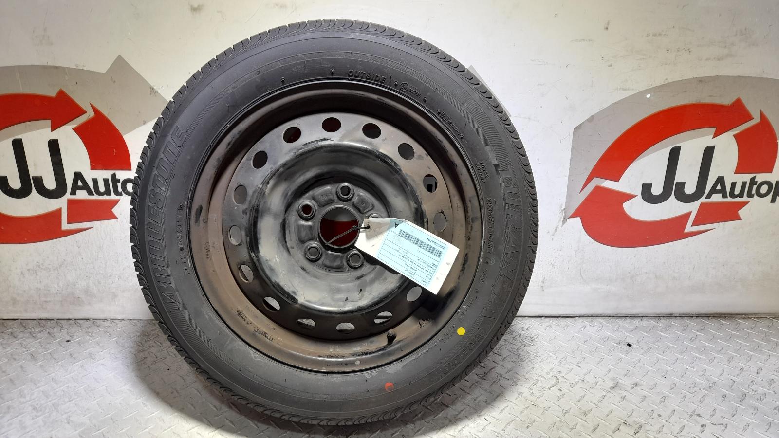 View Auto part Wheel Standard/Steel Toyota Corolla 2013