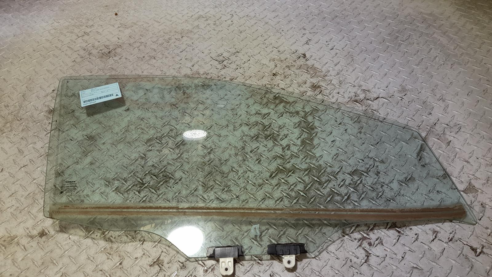 View Auto part Right Front Door Window Nissan Pulsar 2015