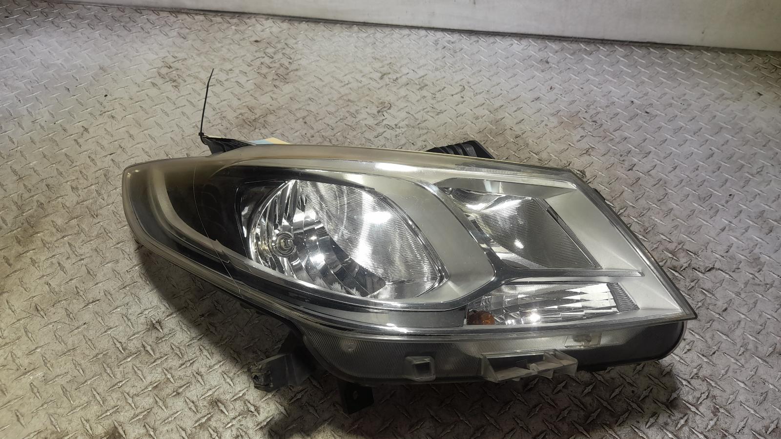 View Auto part Right Headlamp Ldv G10 2018