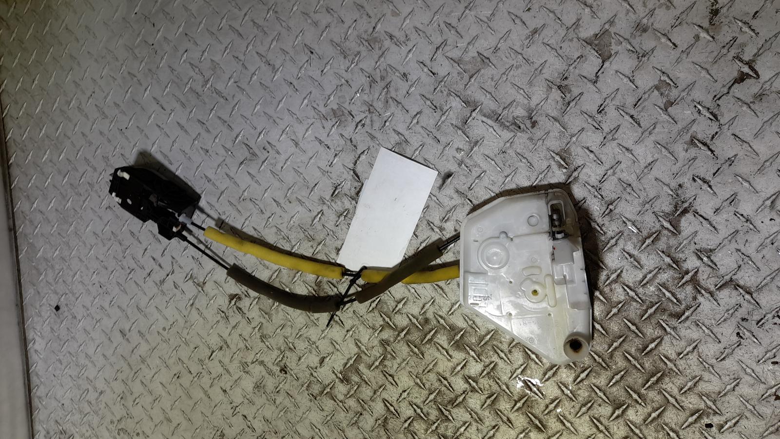 View Auto part Door/Boot/Gate Lock Mazda Cx3 2016