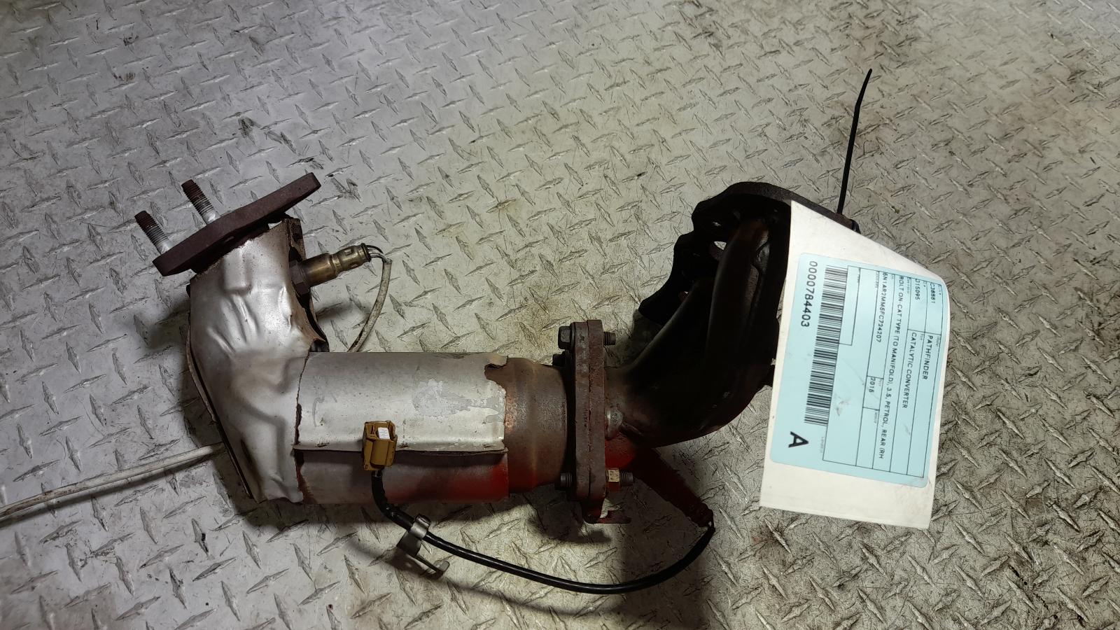 View Auto part Catalytic Converter Nissan Pathfinder 2015