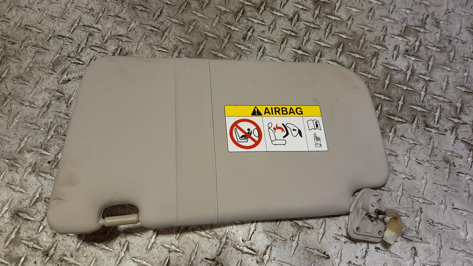 View Auto part Sunvisor Nissan Xtrail 2016