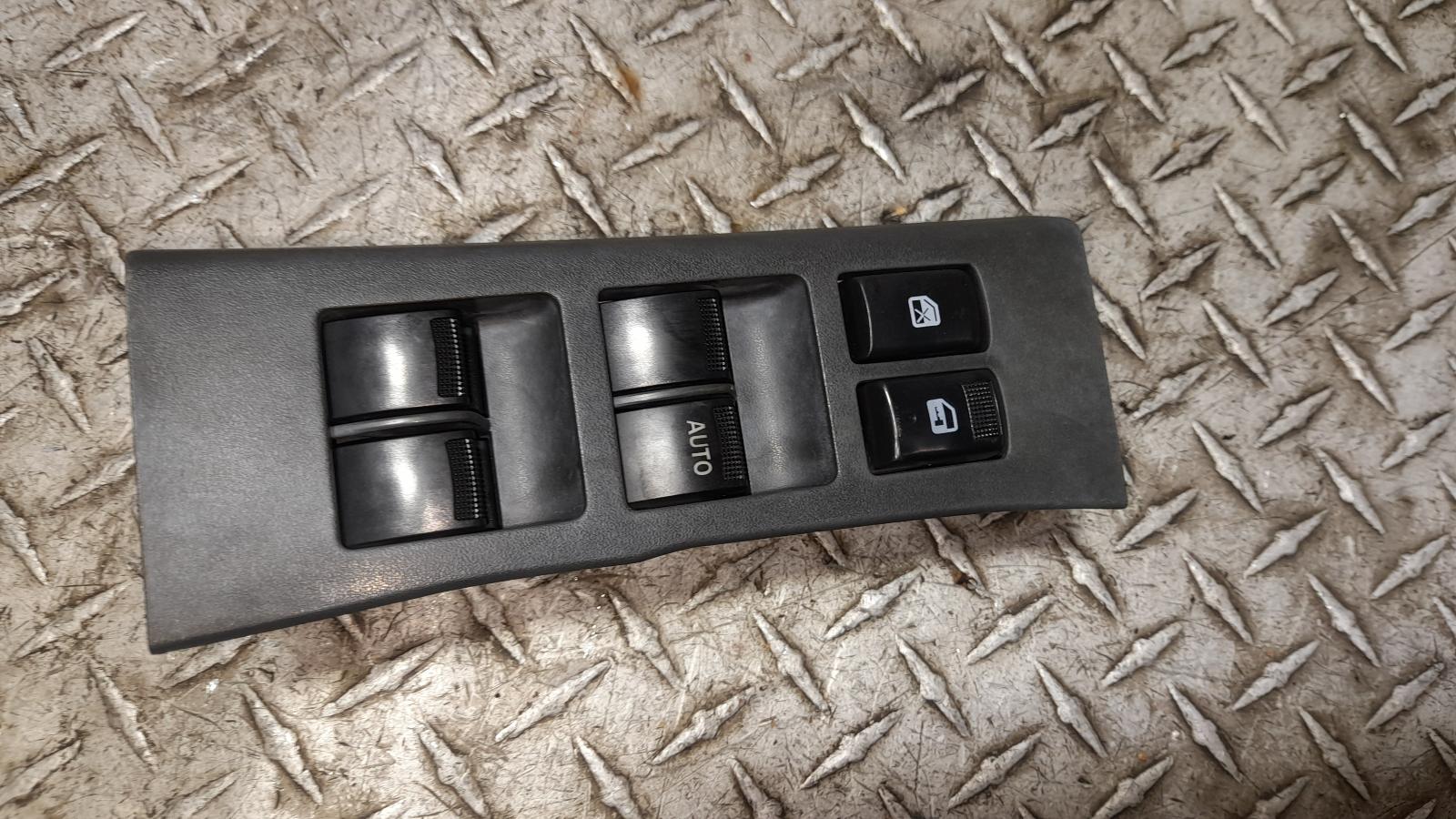 View Auto part Pwr Dr Wind Switch Holden Colorado 2012