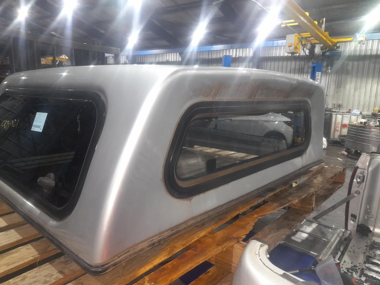 View Auto part Tonneau/Cover Holden Colorado 2012