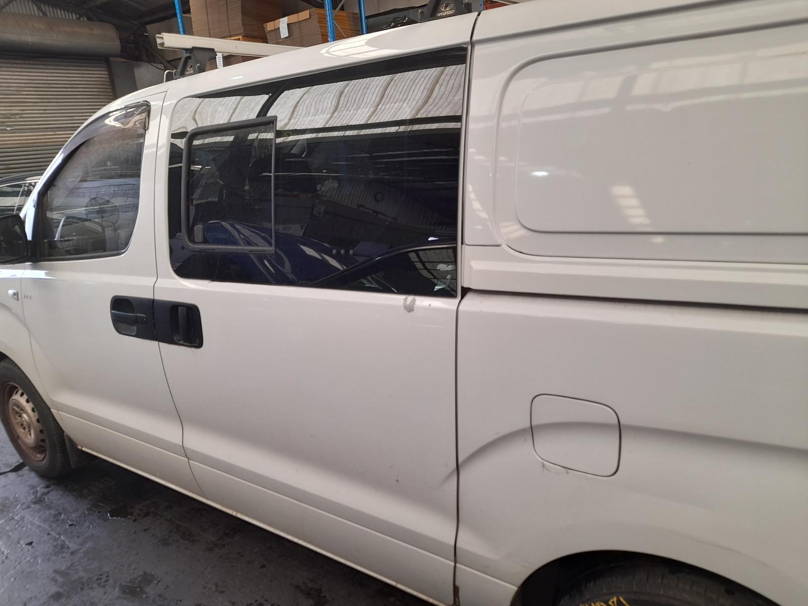 View Auto part Left Rear Door/Sliding Hyundai Iload/imax 2011