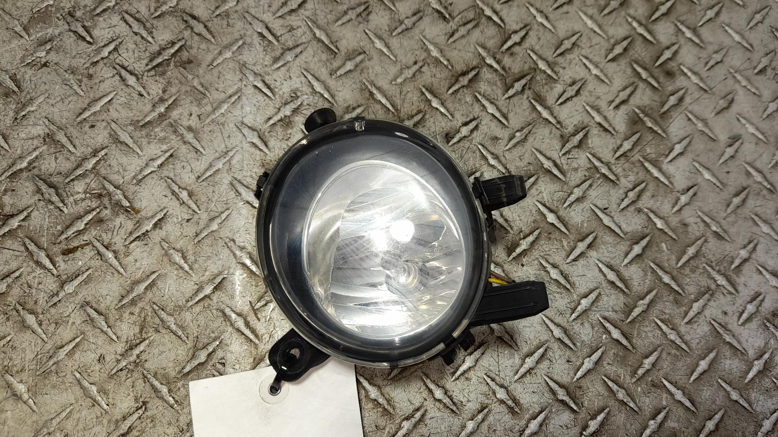 View Auto part Right Indicator/Fog/Side Bmw 1 Series 2015