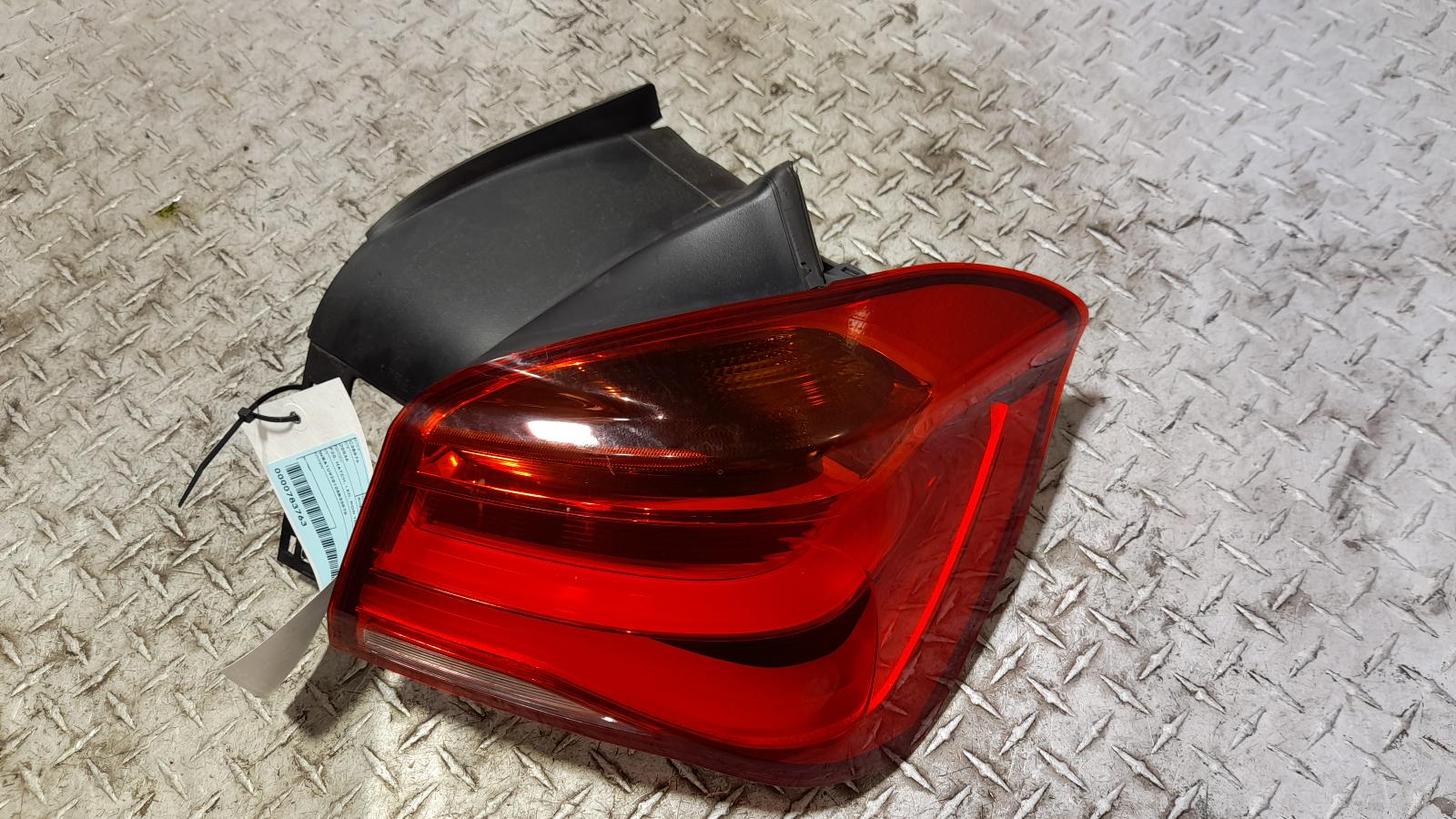View Auto part Right Taillight Bmw 1 Series 2015