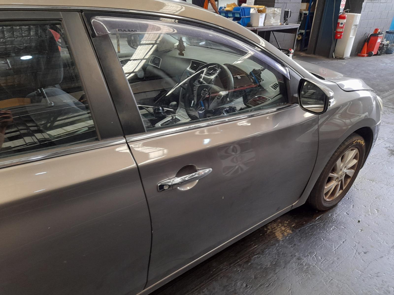 View Auto part Right Front Door Nissan Pulsar 2015