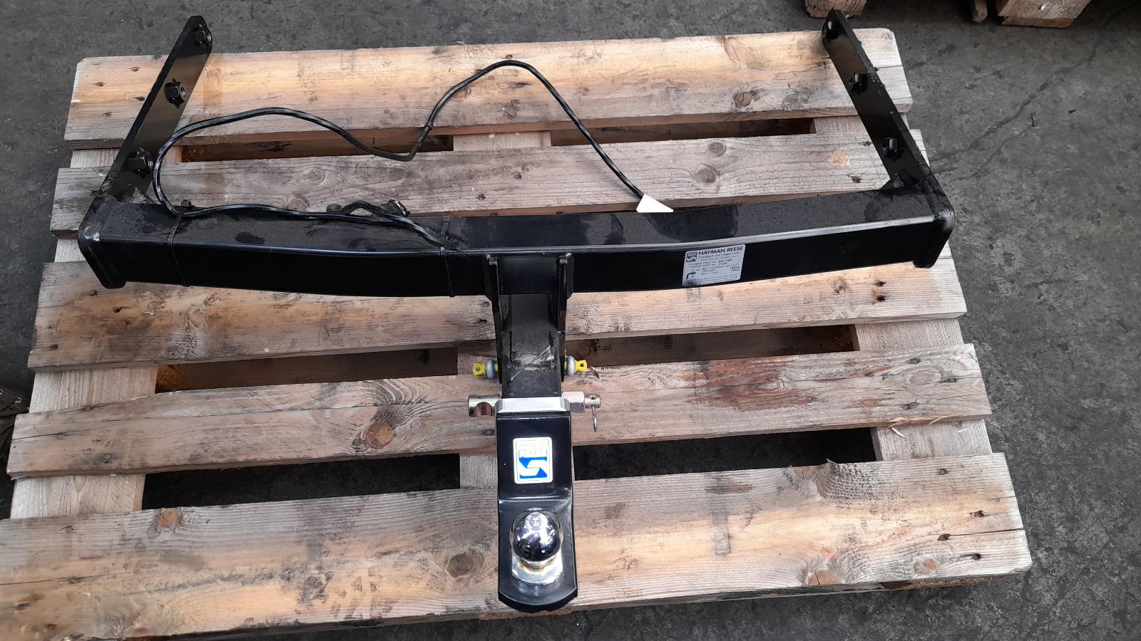View Auto part Towbar Subaru Outback 2019