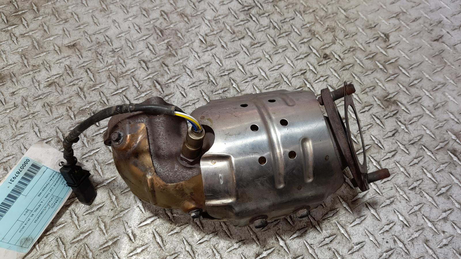 View Auto part Catalytic Converter Kia Cerato 2019