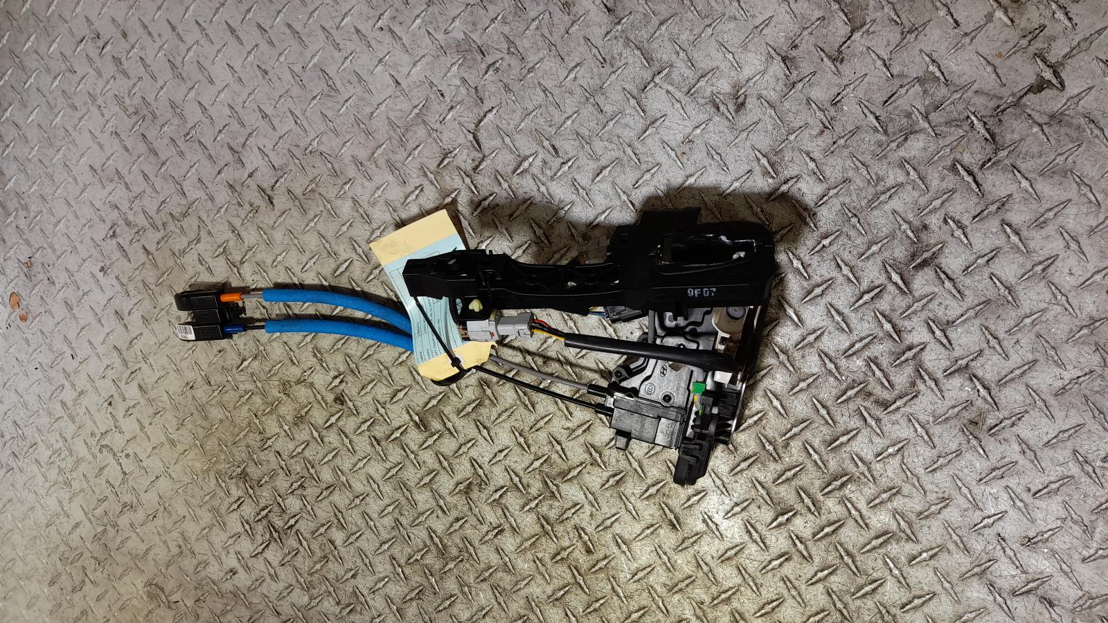 View Auto part Door/Boot/Gate Lock Kia Cerato 2019