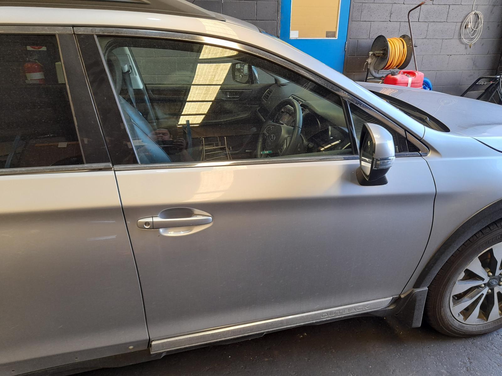 View Auto part Right Front Door Window Subaru Outback 2015