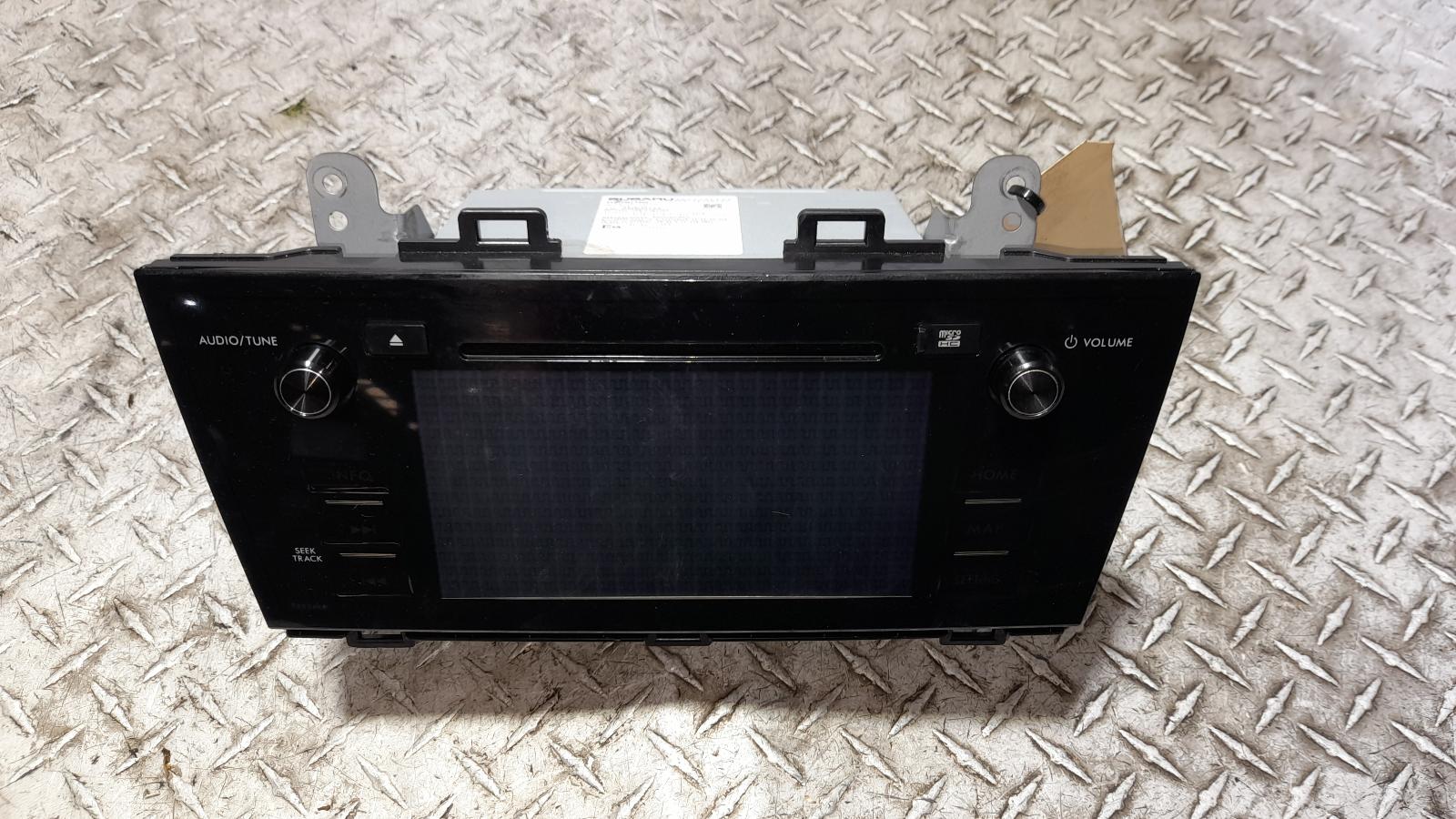 View Auto part Radio/Cd/Dvd/Sat/Tv Subaru Outback 2015